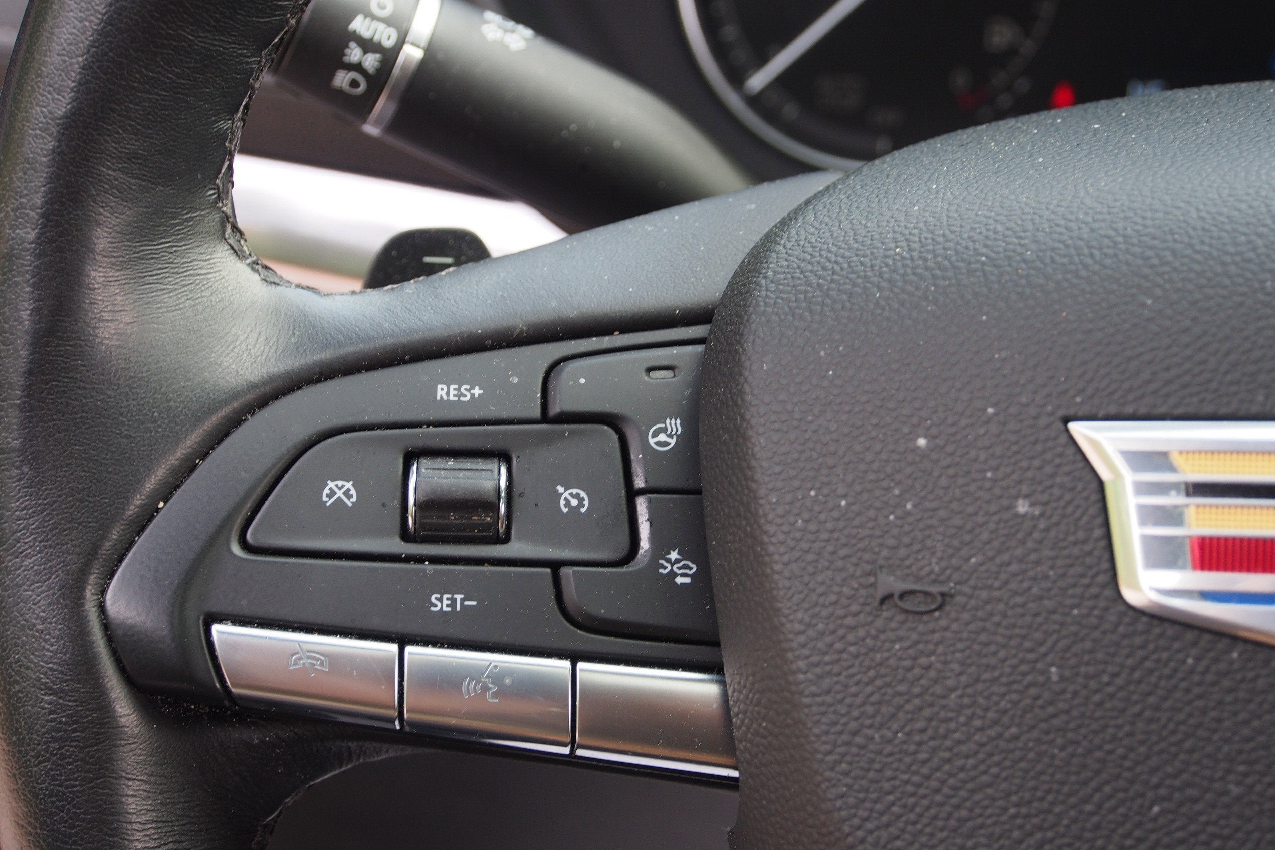 2023 Cadillac XT4 FWD Luxury