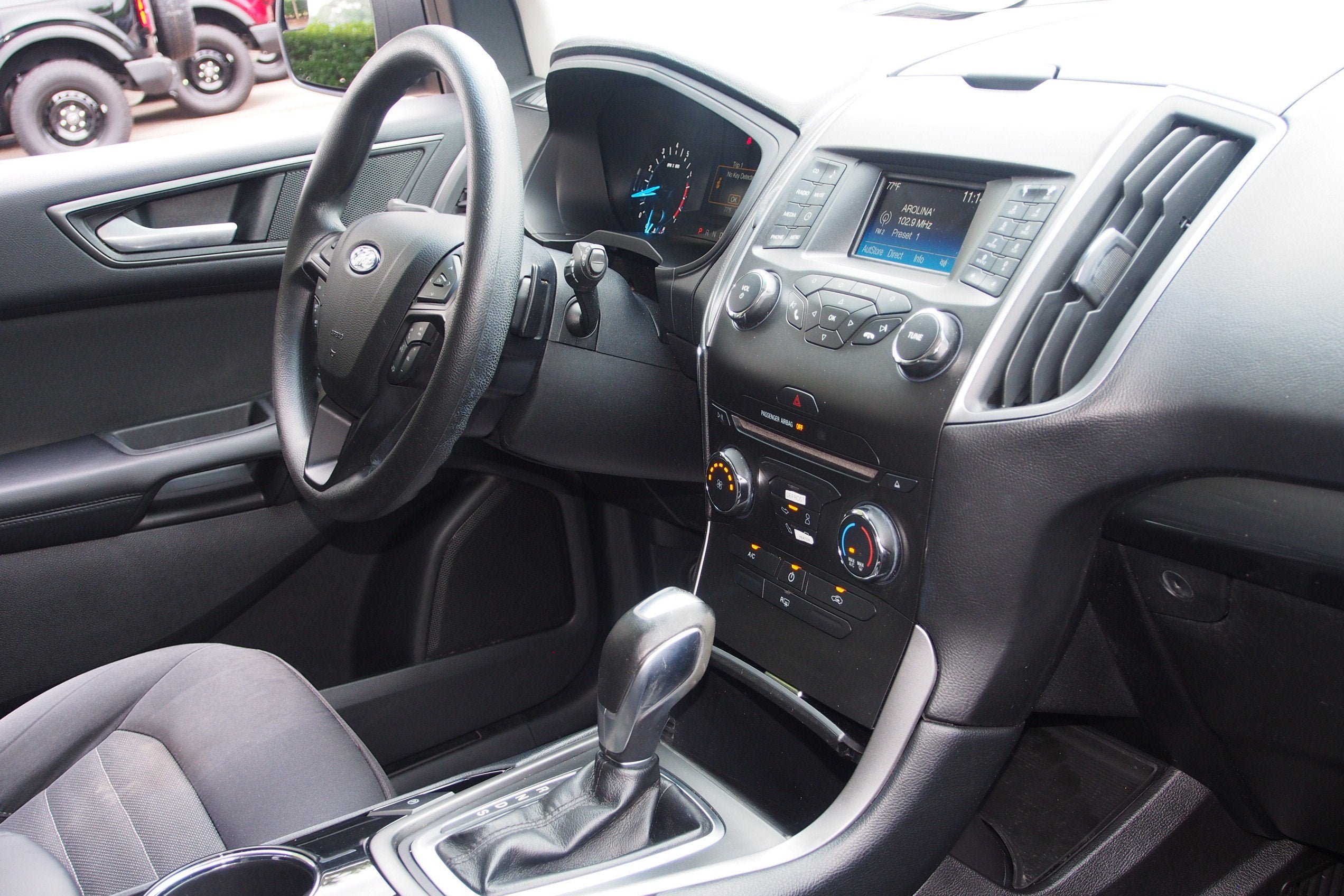 2015 Ford Edge SE