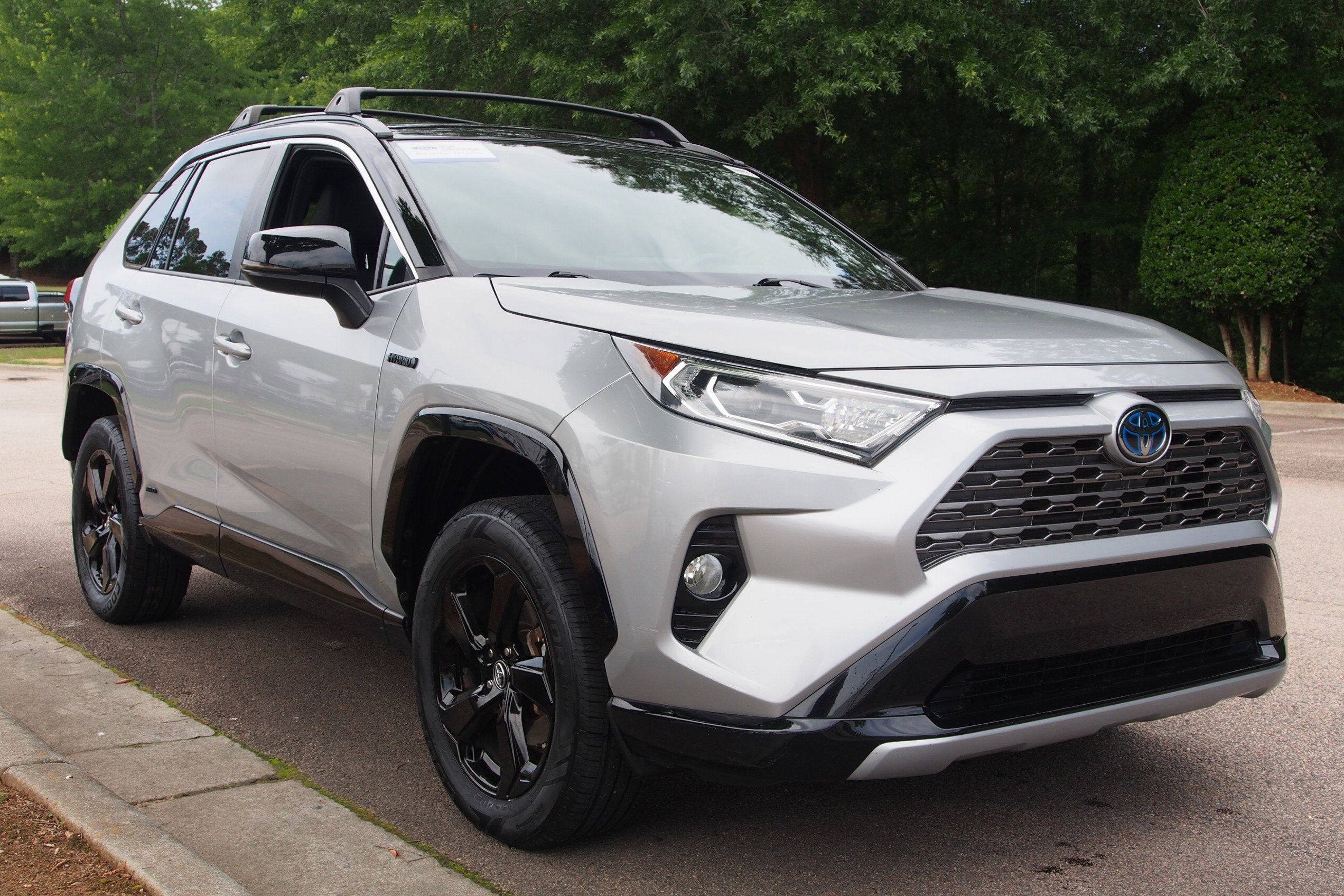 2019 Toyota RAV4 Hybrid XSE