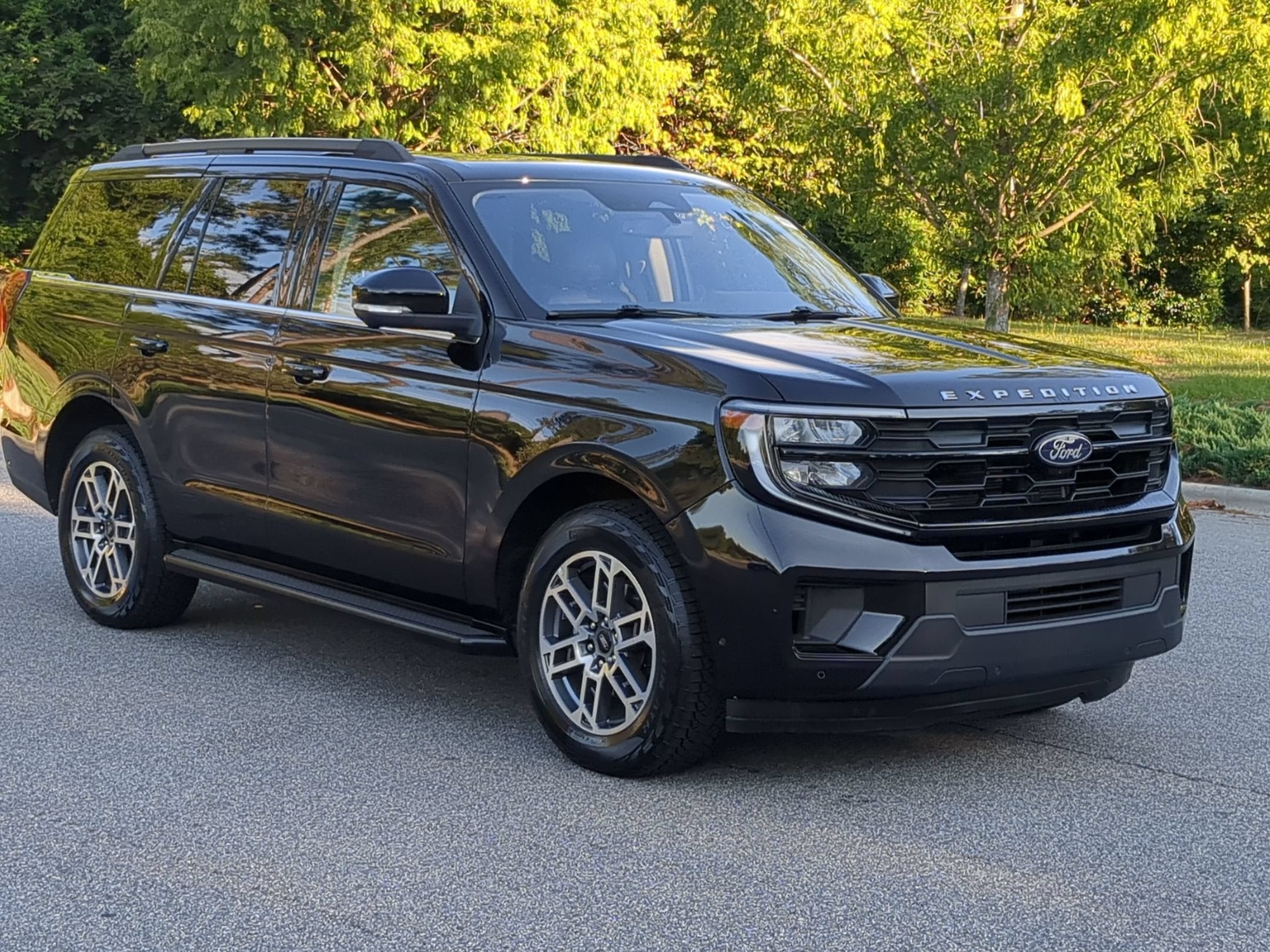 2025 Ford Expedition Active