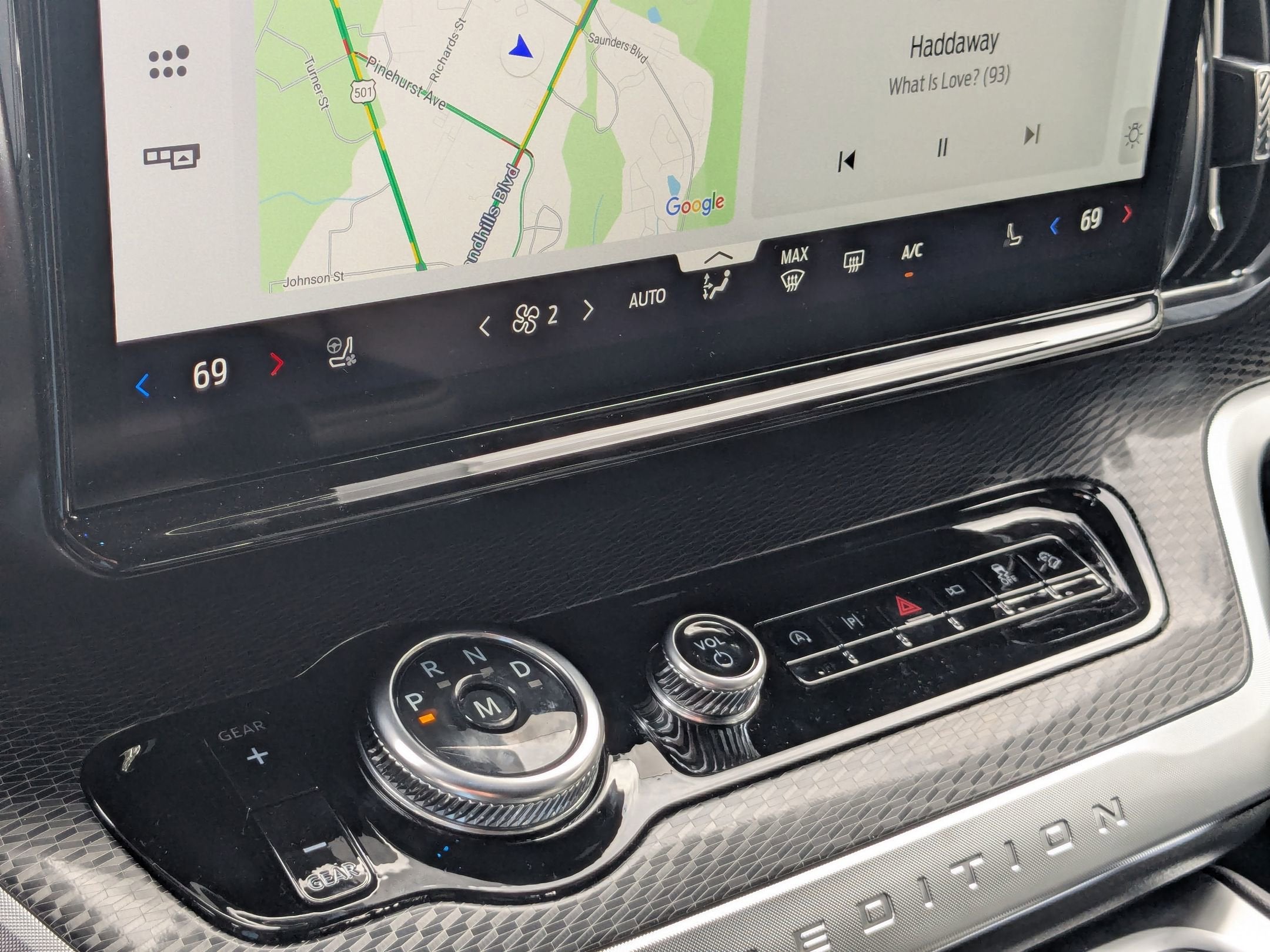 2025 Ford Expedition Platinum