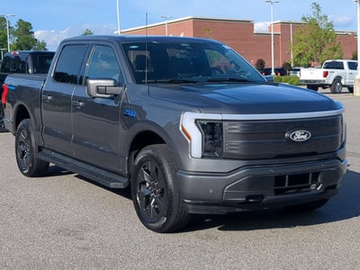 2025 Ford F-150 Lightning LARIAT