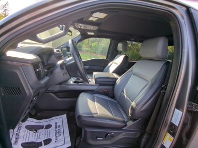 2025 Ford F-150 Lightning LARIAT