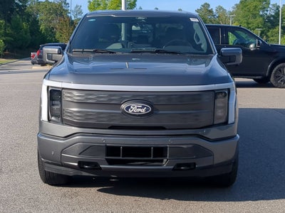 2025 Ford F-150 Lightning LARIAT