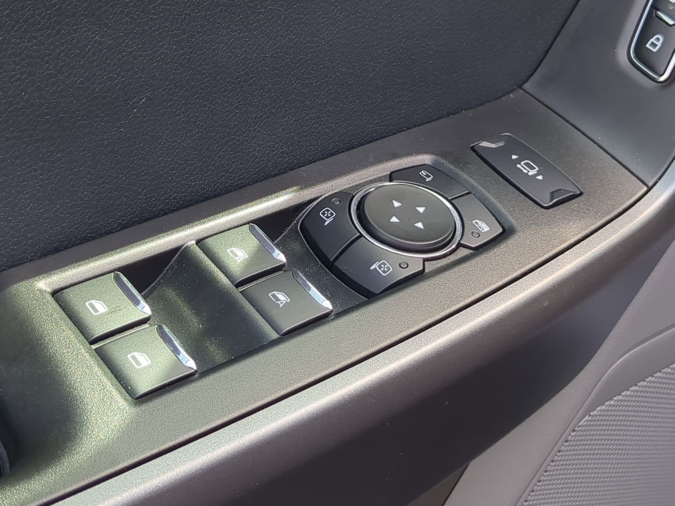 2025 Ford Super Duty F-250 SRW XLT