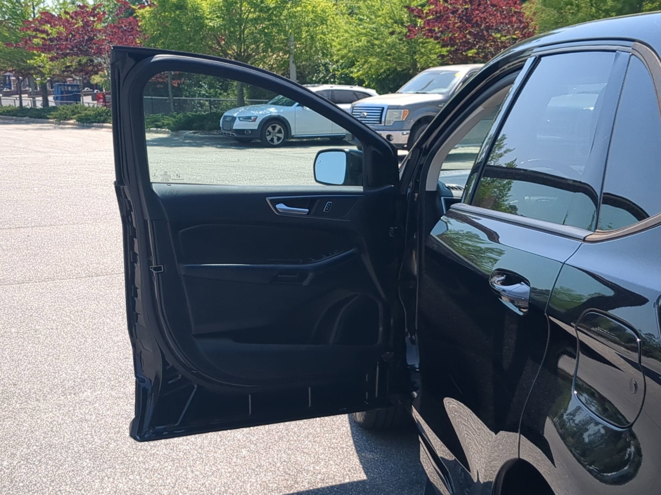 2022 Ford Edge SE
