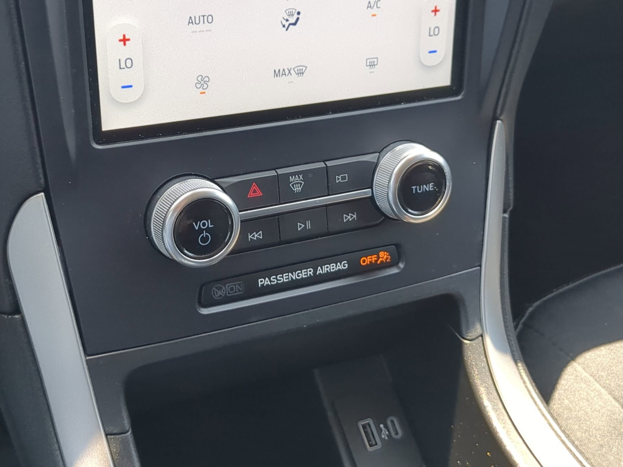 2022 Ford Edge SE