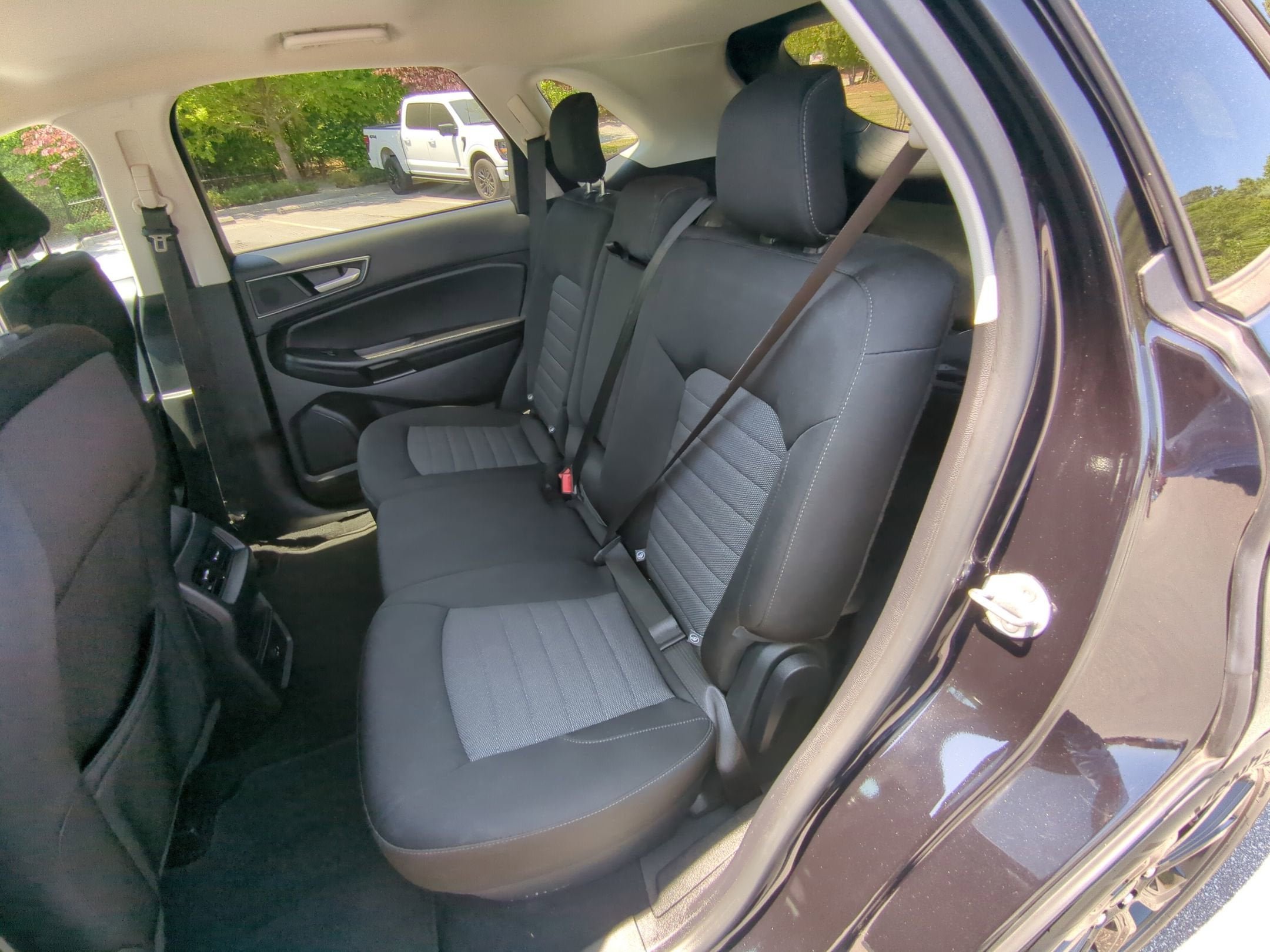 2022 Ford Edge SE