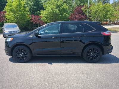 2022 Ford Edge SE