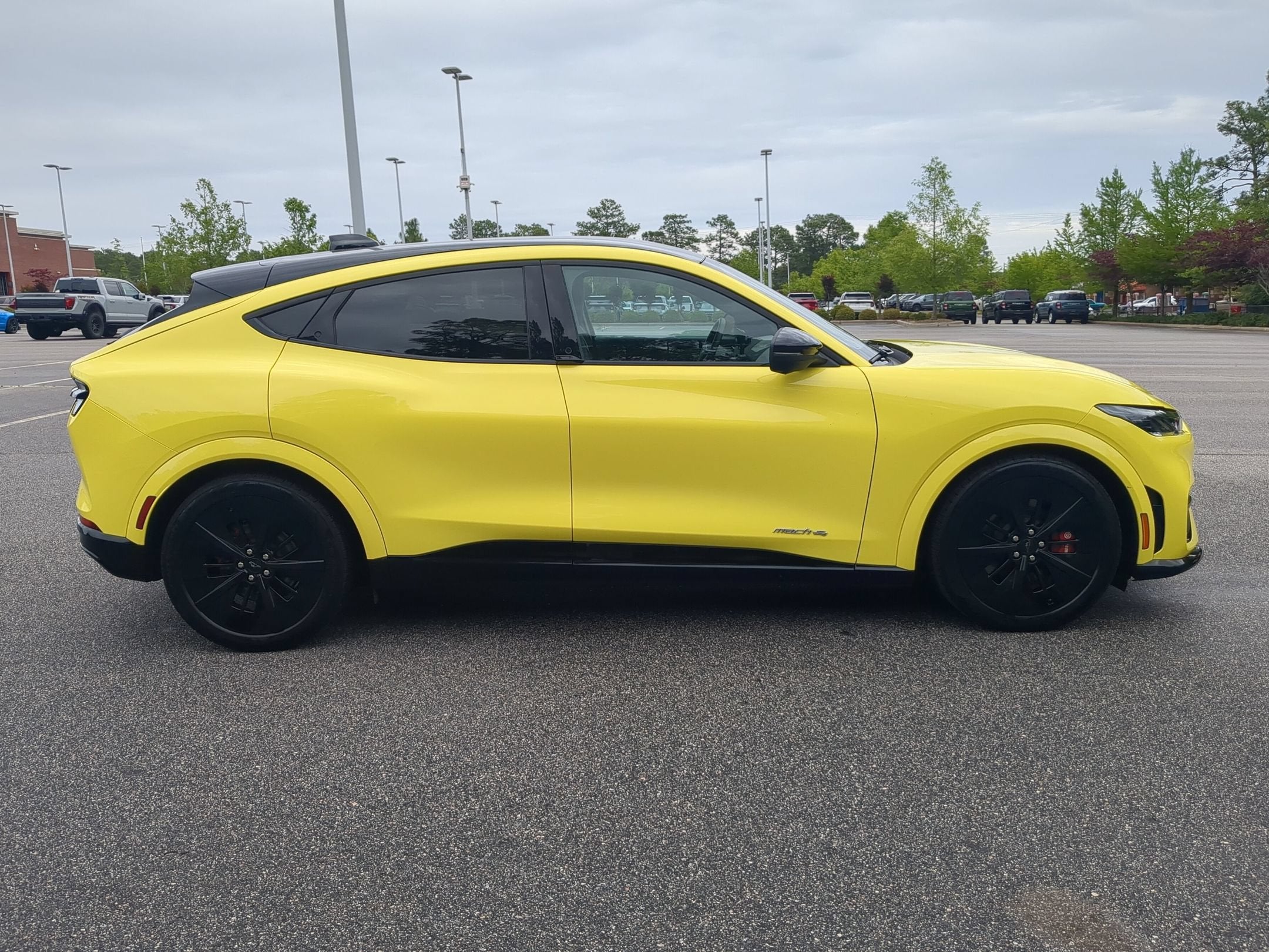 2025 Ford Mustang Mach-E GT