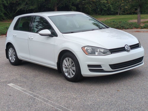 2016 Volkswagen Golf TSI S