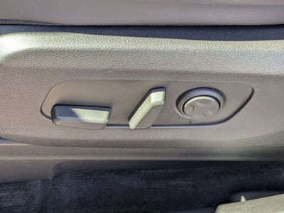 2023 Kia Carnival SX