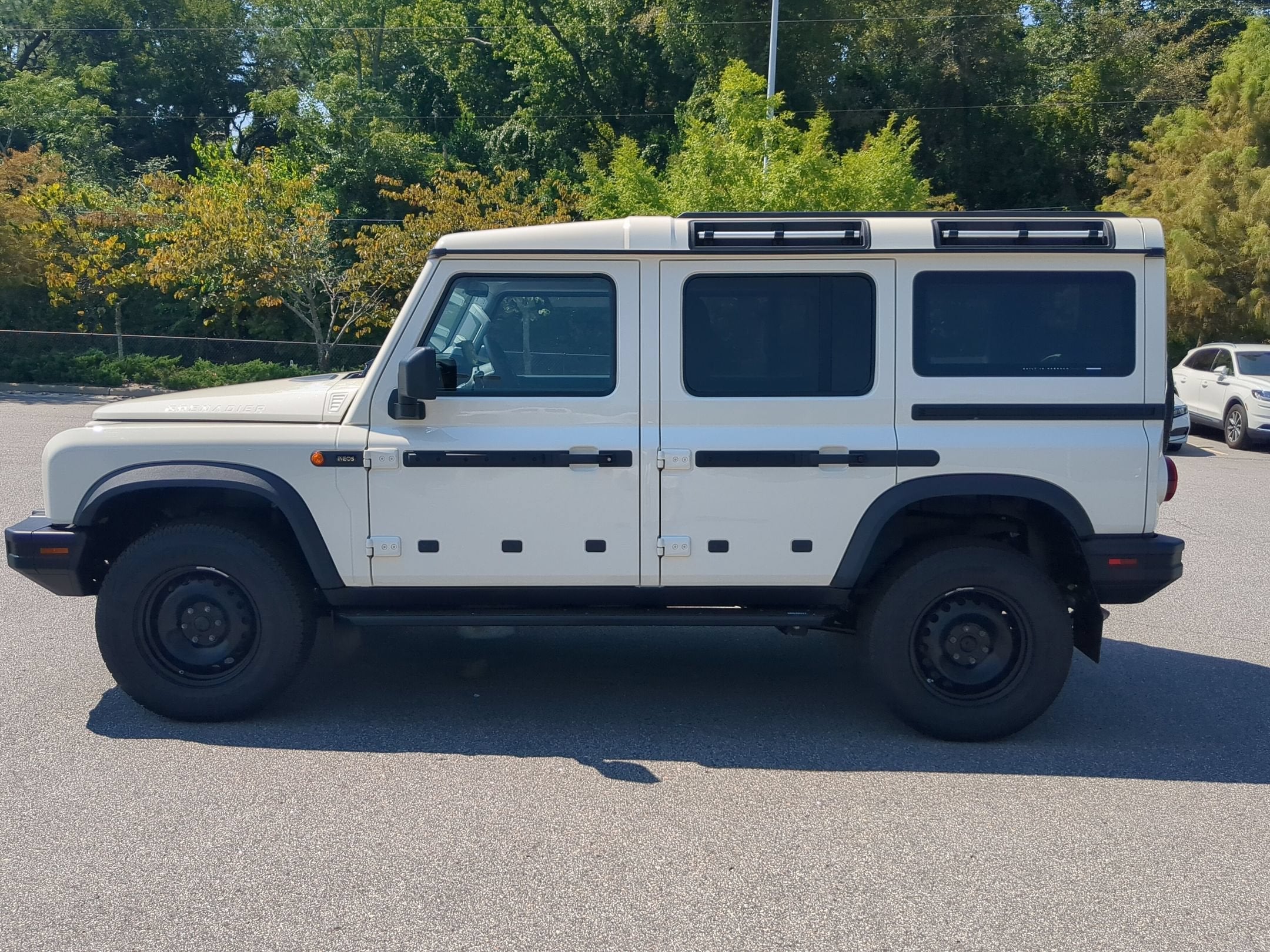 2024 INEOS Grenadier Station Wagon Base