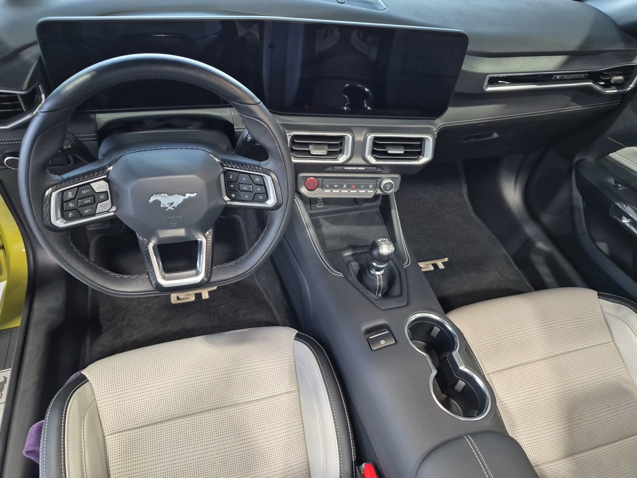 2025 Ford Mustang GT Premium