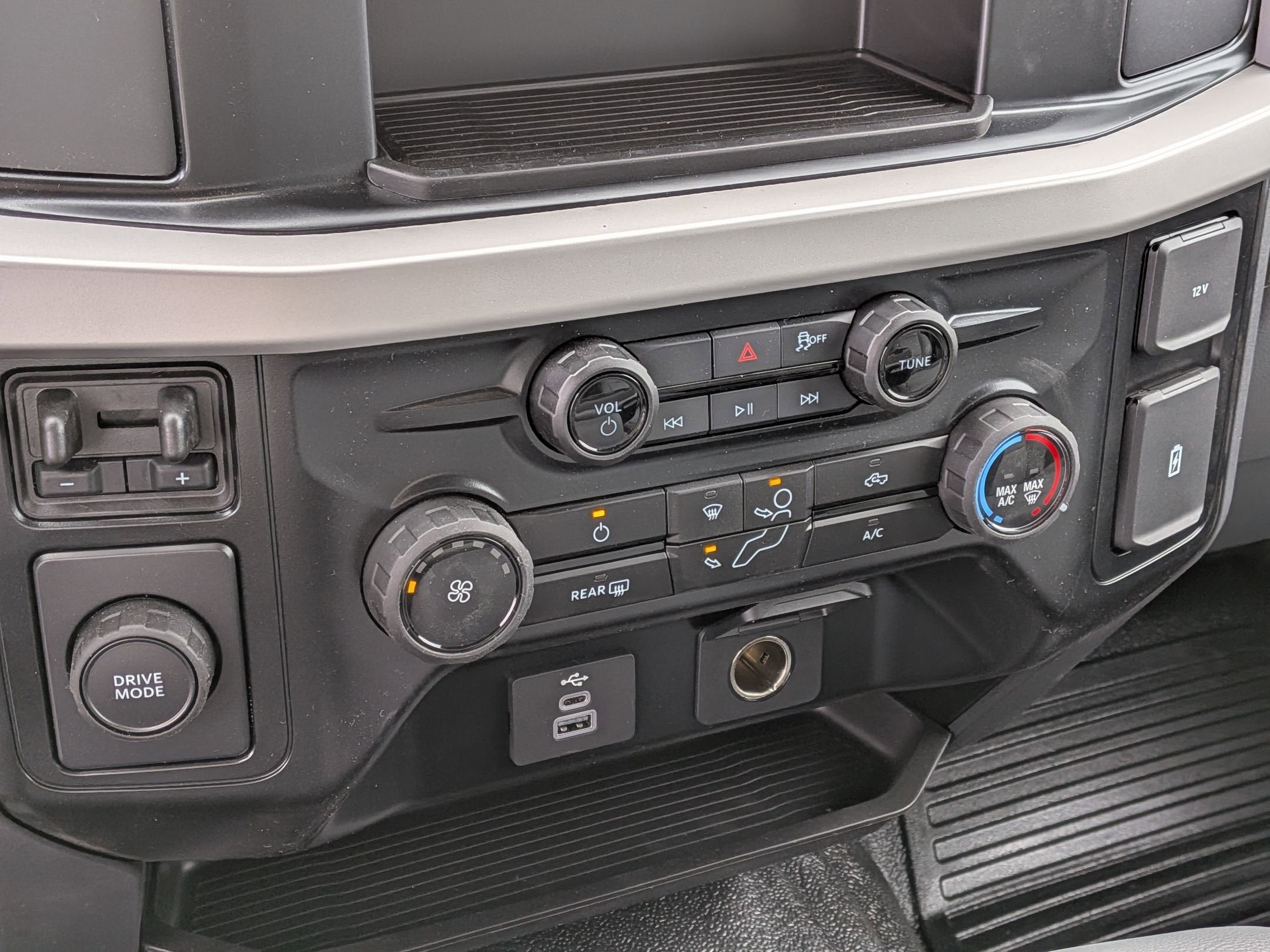 2025 Ford Super Duty F-450 DRW XL