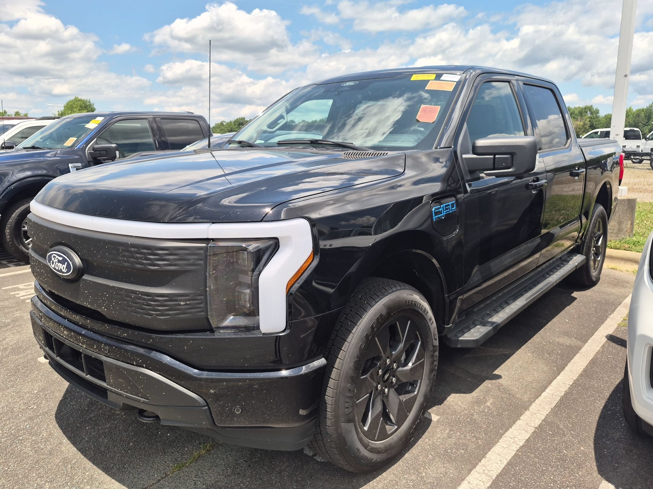 2025 Ford F-150 Lightning Flash