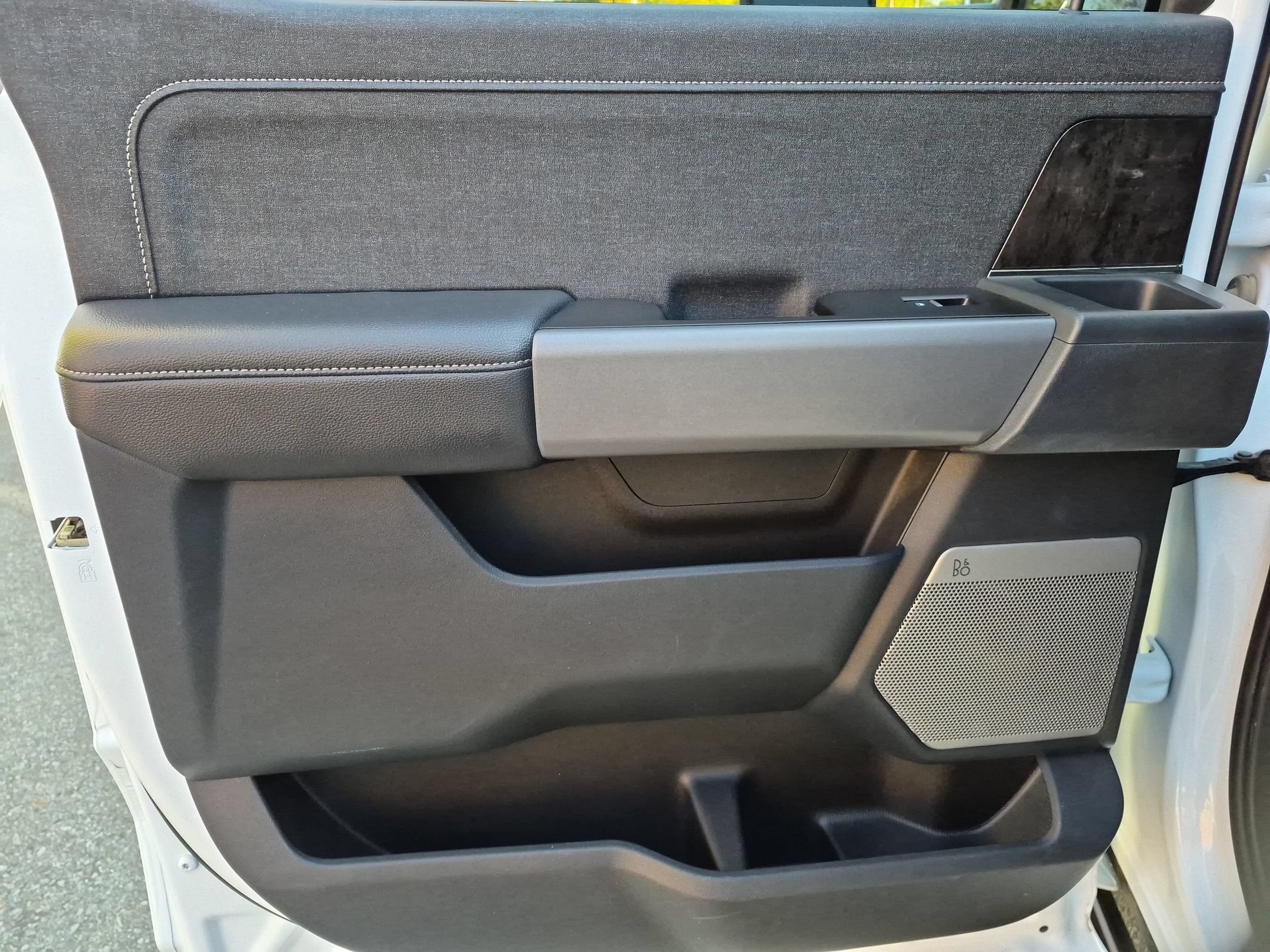 2023 Ford Super Duty F-350 SRW LARIAT