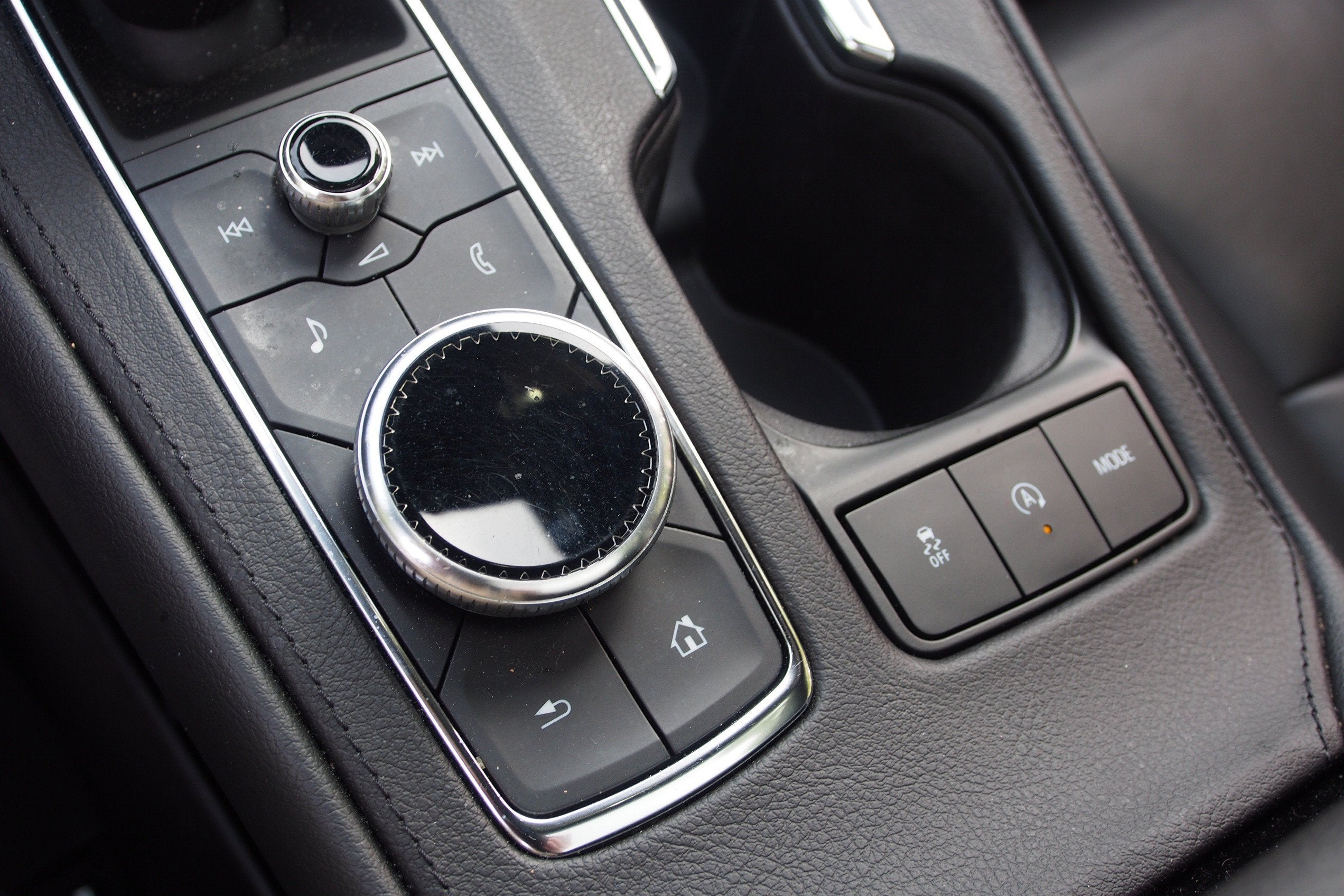 2023 Cadillac XT4 FWD Luxury