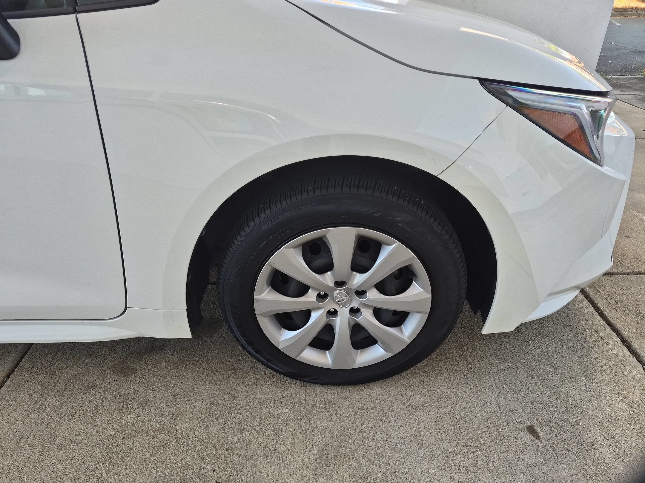 2023 Toyota Corolla Hybrid LE