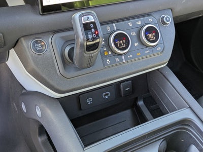 2023 Land Rover Defender X-Dynamic SE