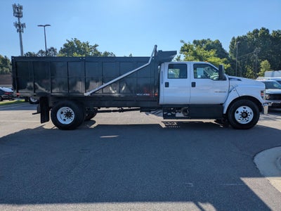 2025 Ford F-650SD Base