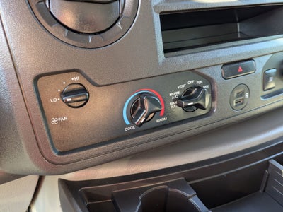 2024 Ford E-Series Cutaway Base