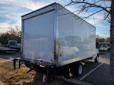 2024 Ford E-Series Cutaway Base