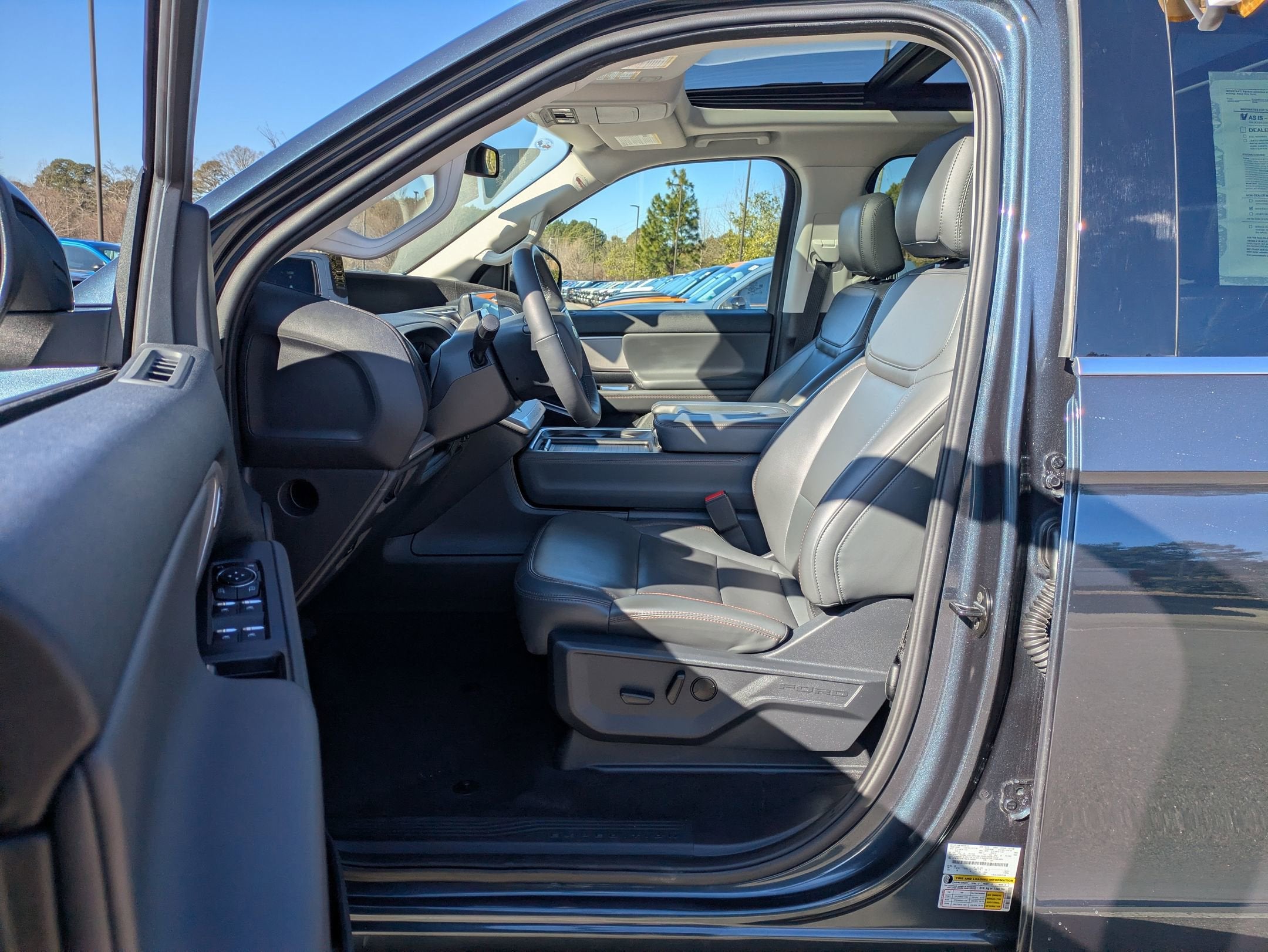 2025 Ford Expedition Active