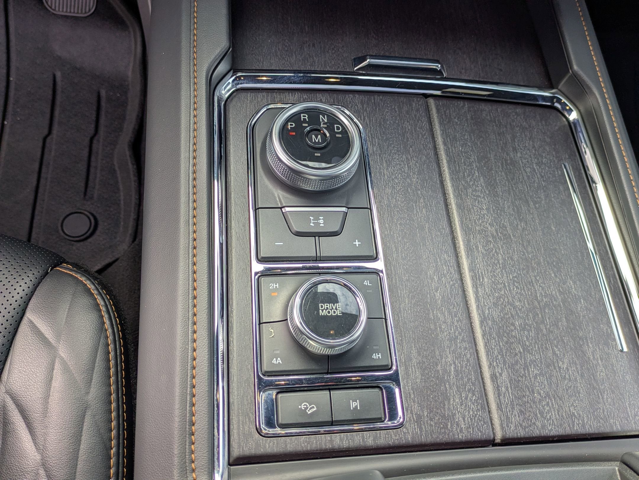 2024 Ford Expedition Platinum