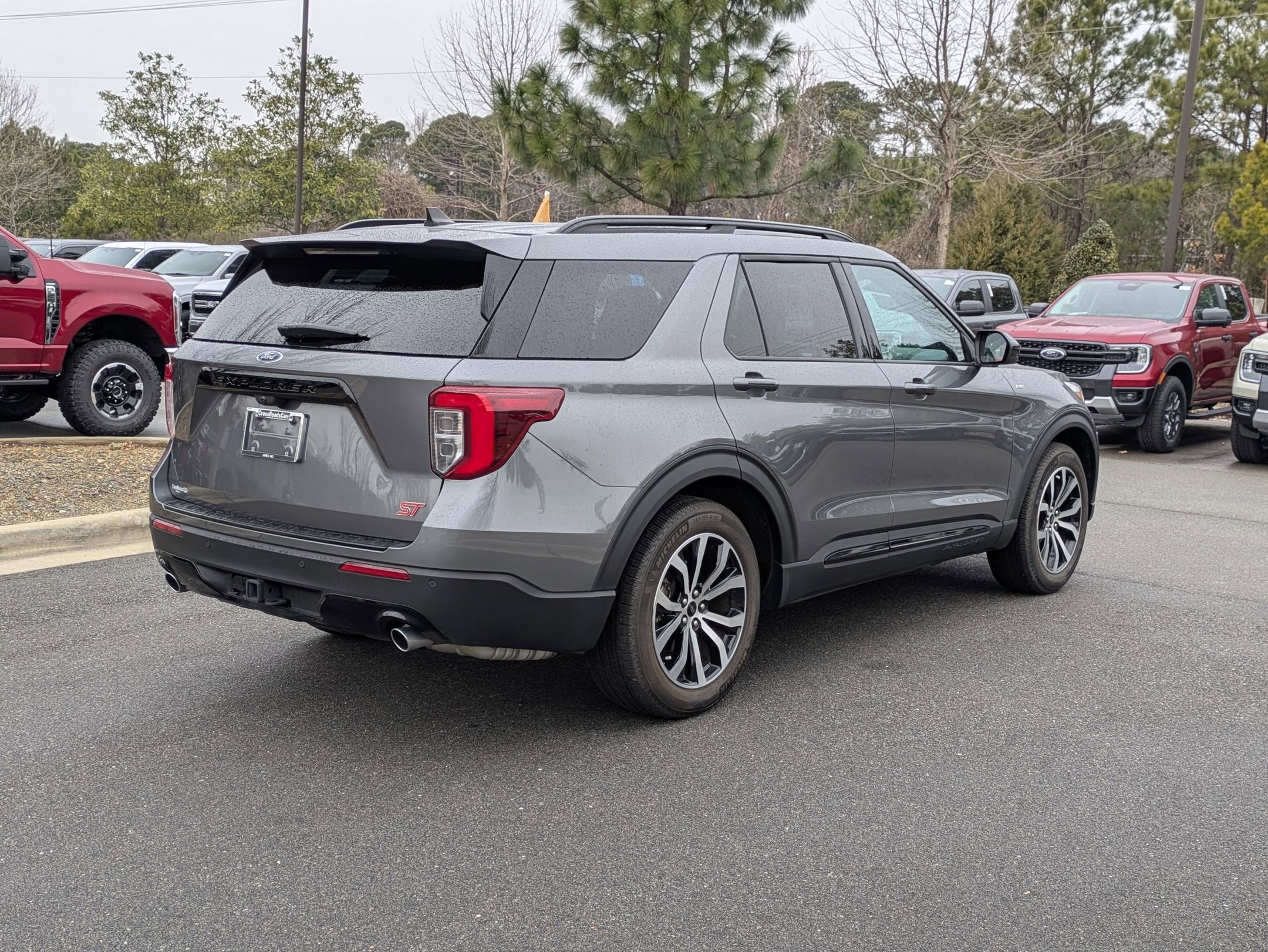 2024 Ford Explorer ST-Line