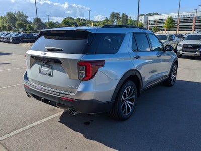 2022 Ford Explorer ST-Line