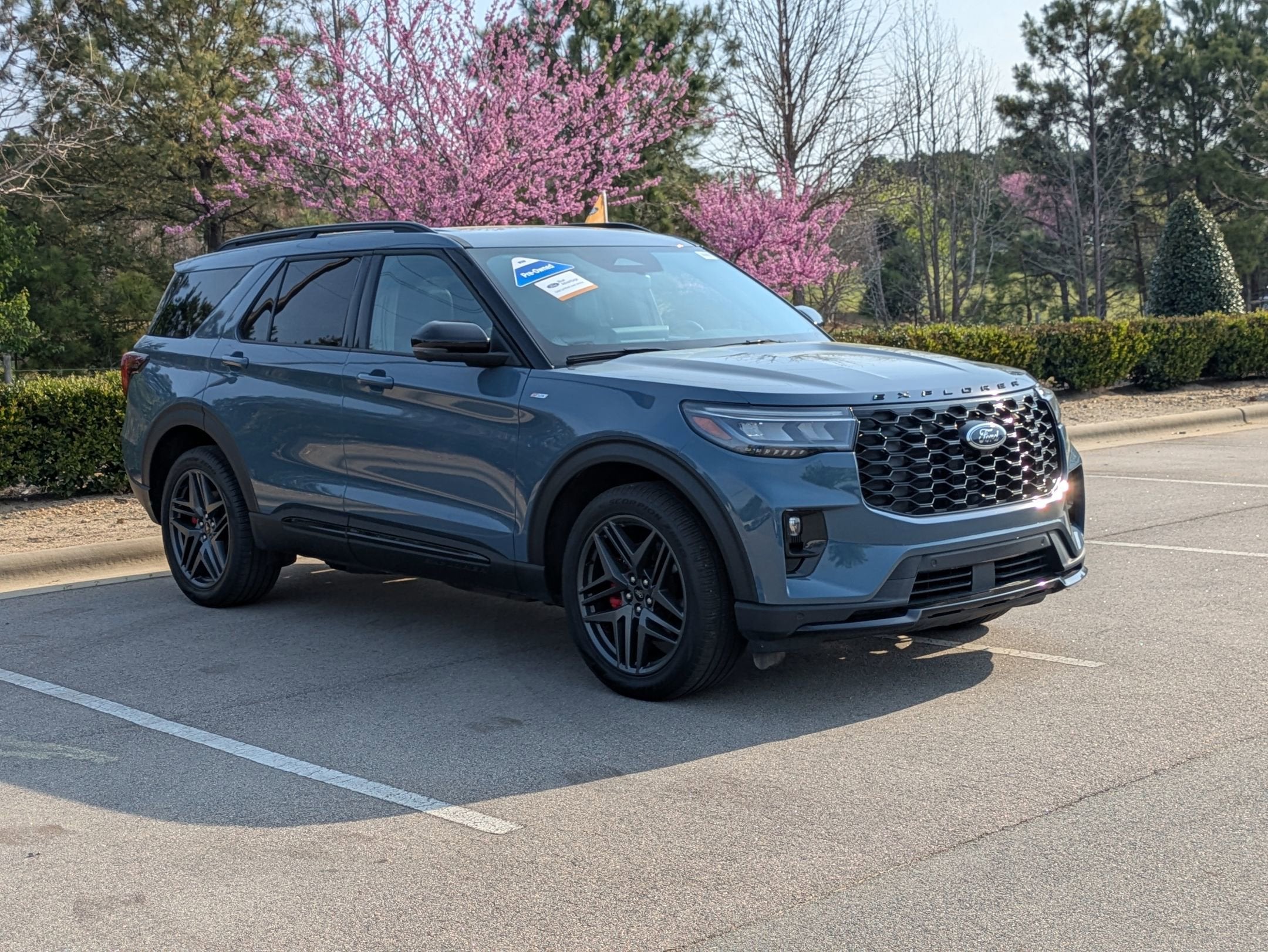 2025 Ford Explorer ST-Line
