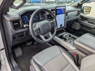 2024 Ford F-150 Lightning LARIAT