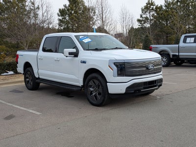 2024 Ford F-150 Lightning LARIAT