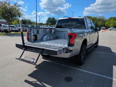 2025 Ford F-150 Lightning LARIAT