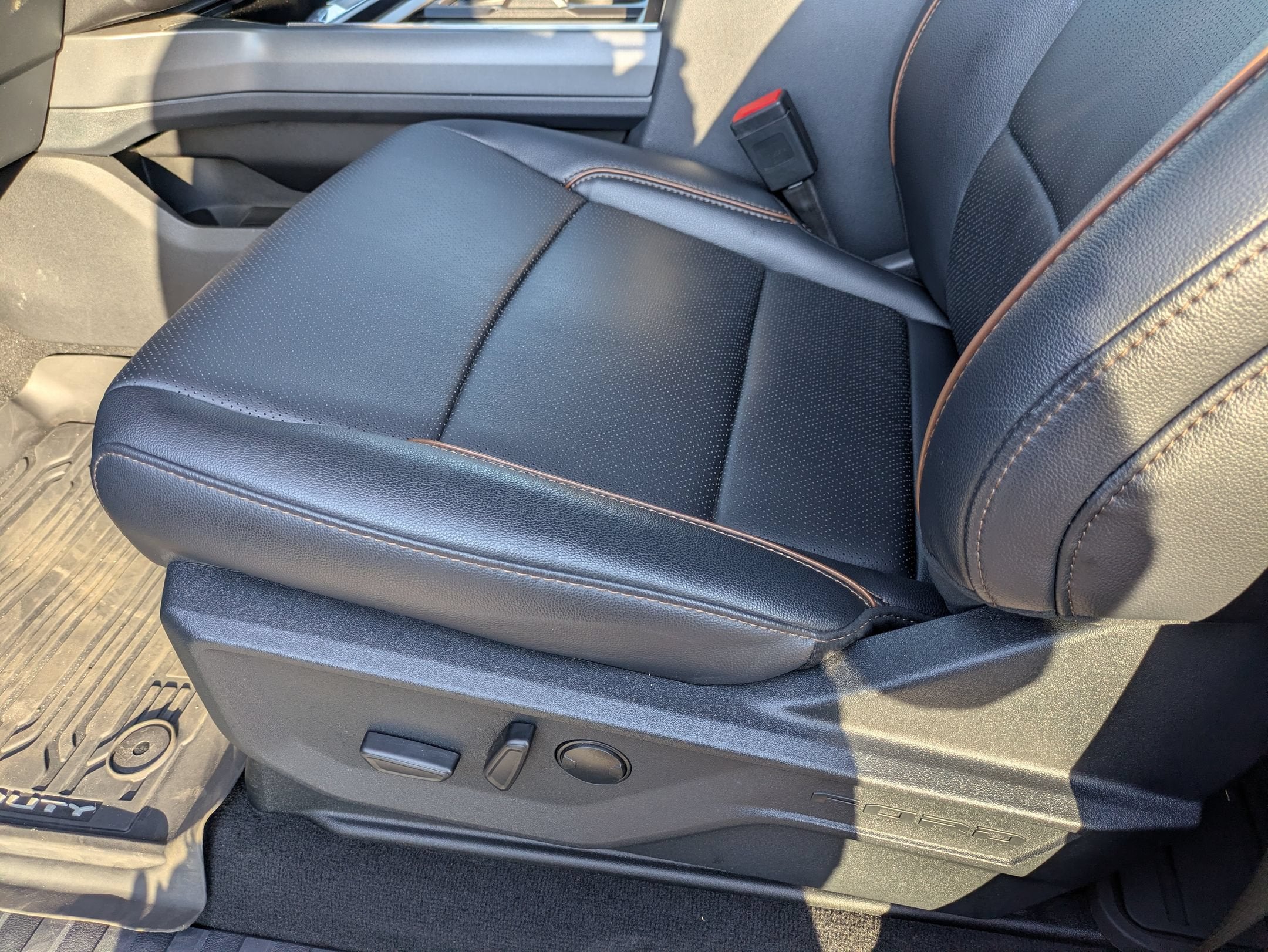 2025 Ford Super Duty F-250 SRW LARIAT