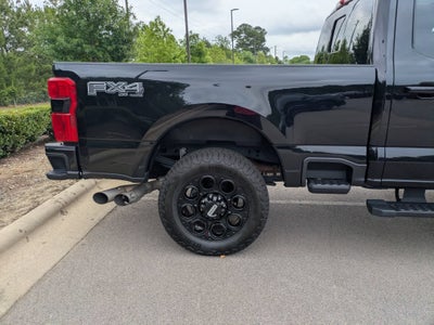 2023 Ford Super Duty F-250 SRW LARIAT