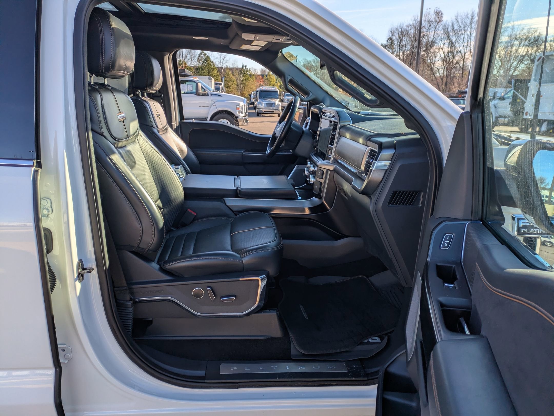 2023 Ford F-150 Platinum