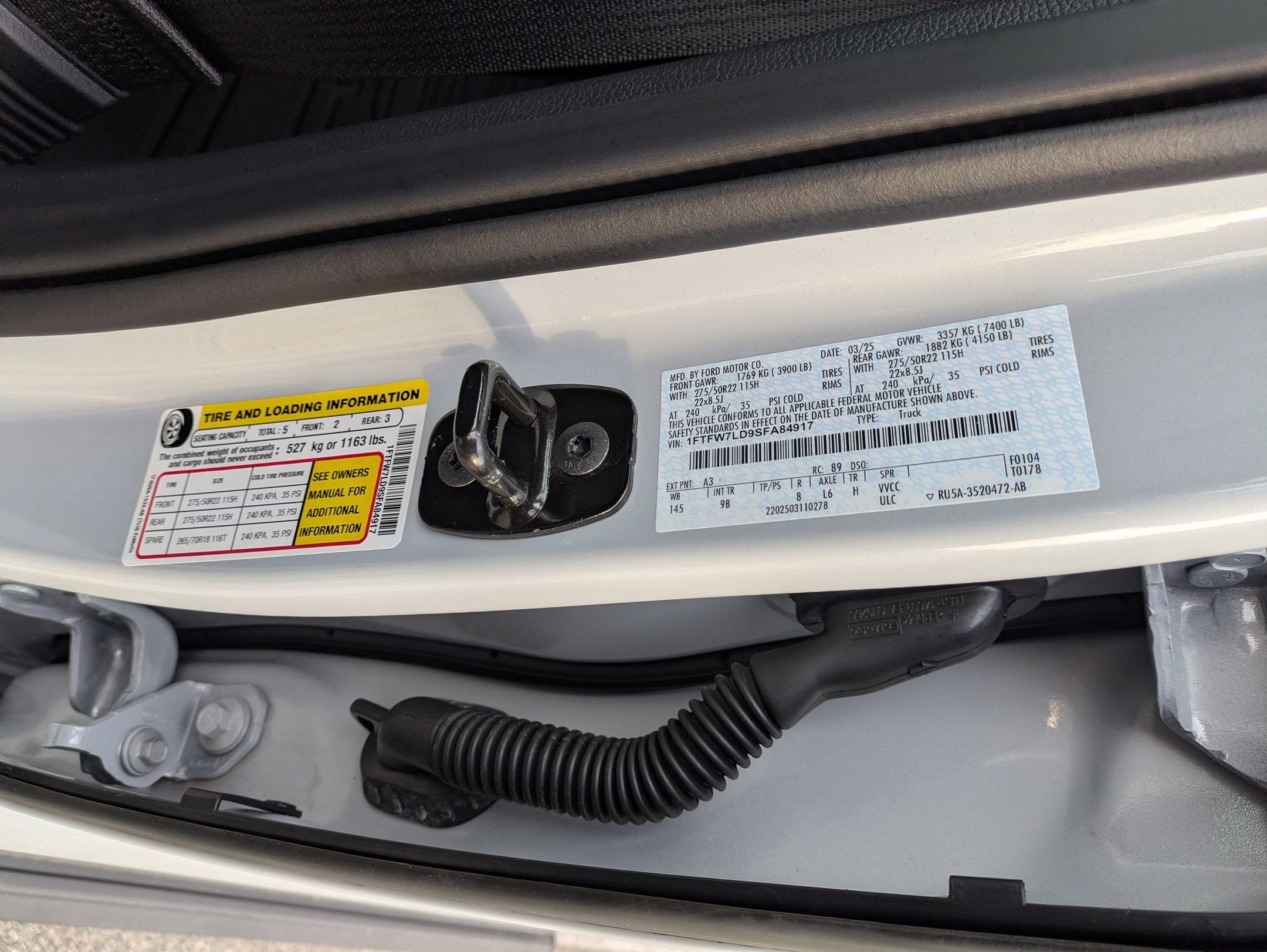 2025 Ford F-150 Platinum