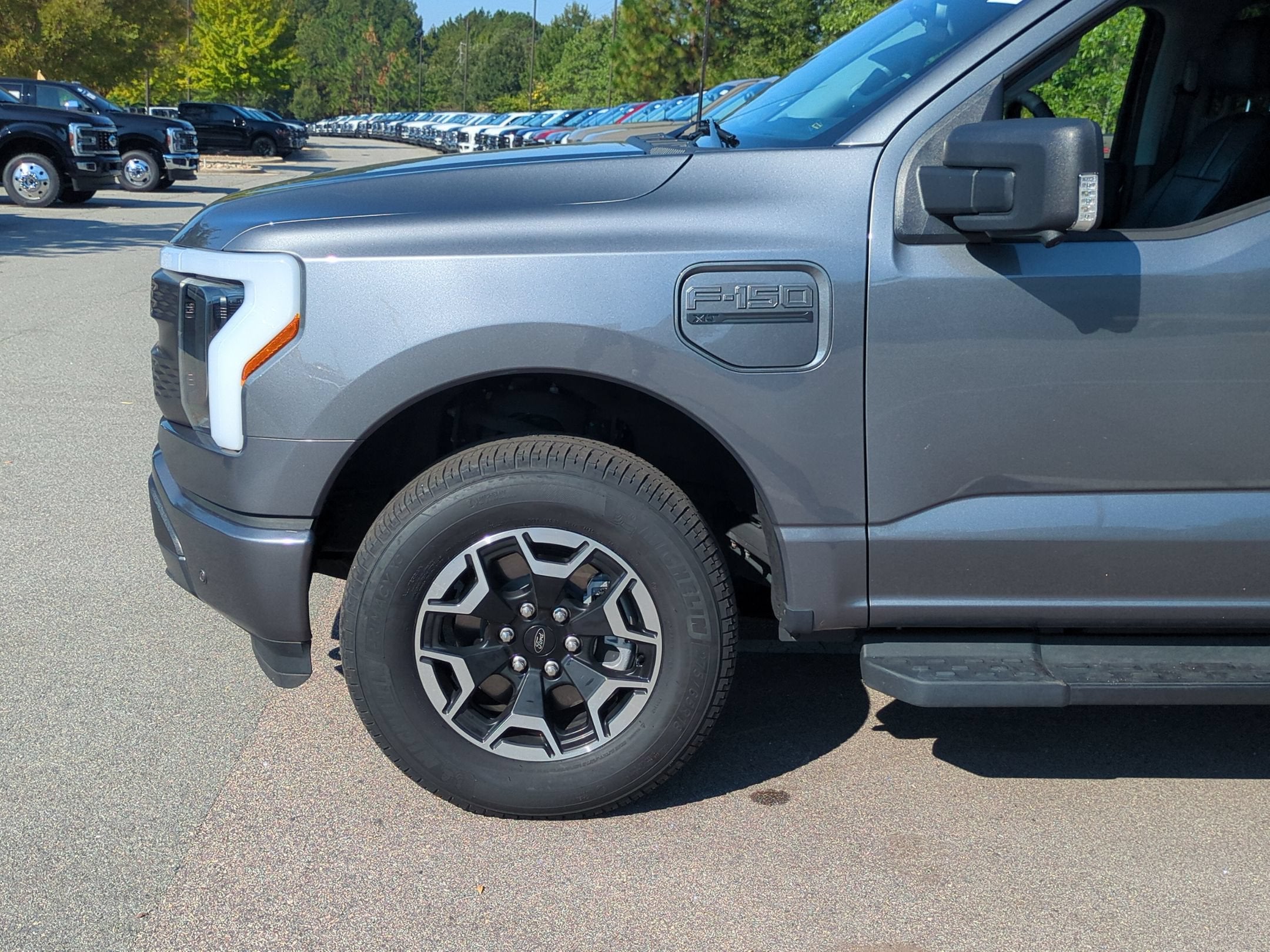 2023 Ford F-150 Lightning XLT