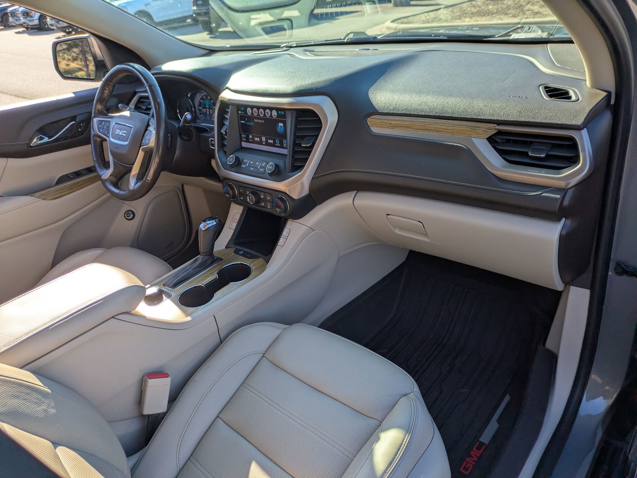 2019 GMC Acadia Denali