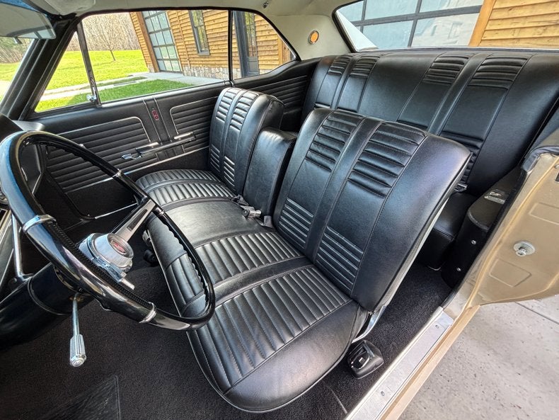 1966 Oldsmobile Cutlass 442