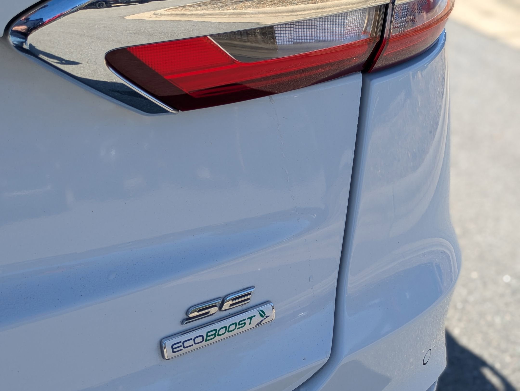 2020 Ford Fusion SE