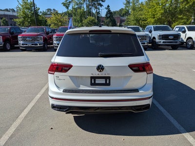 2023 Volkswagen Tiguan SE R-Line Black