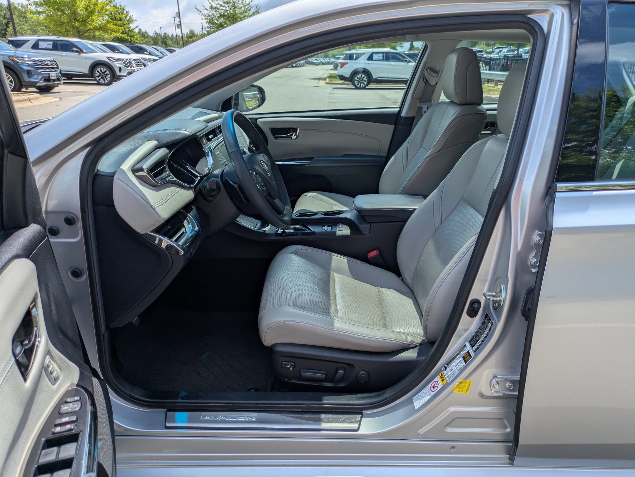 2014 Toyota Avalon Limited