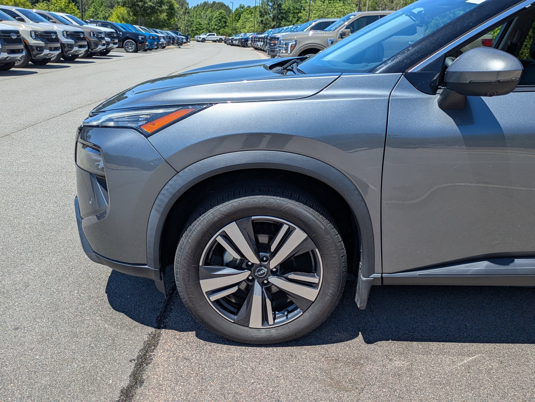2024 Nissan Rogue SL