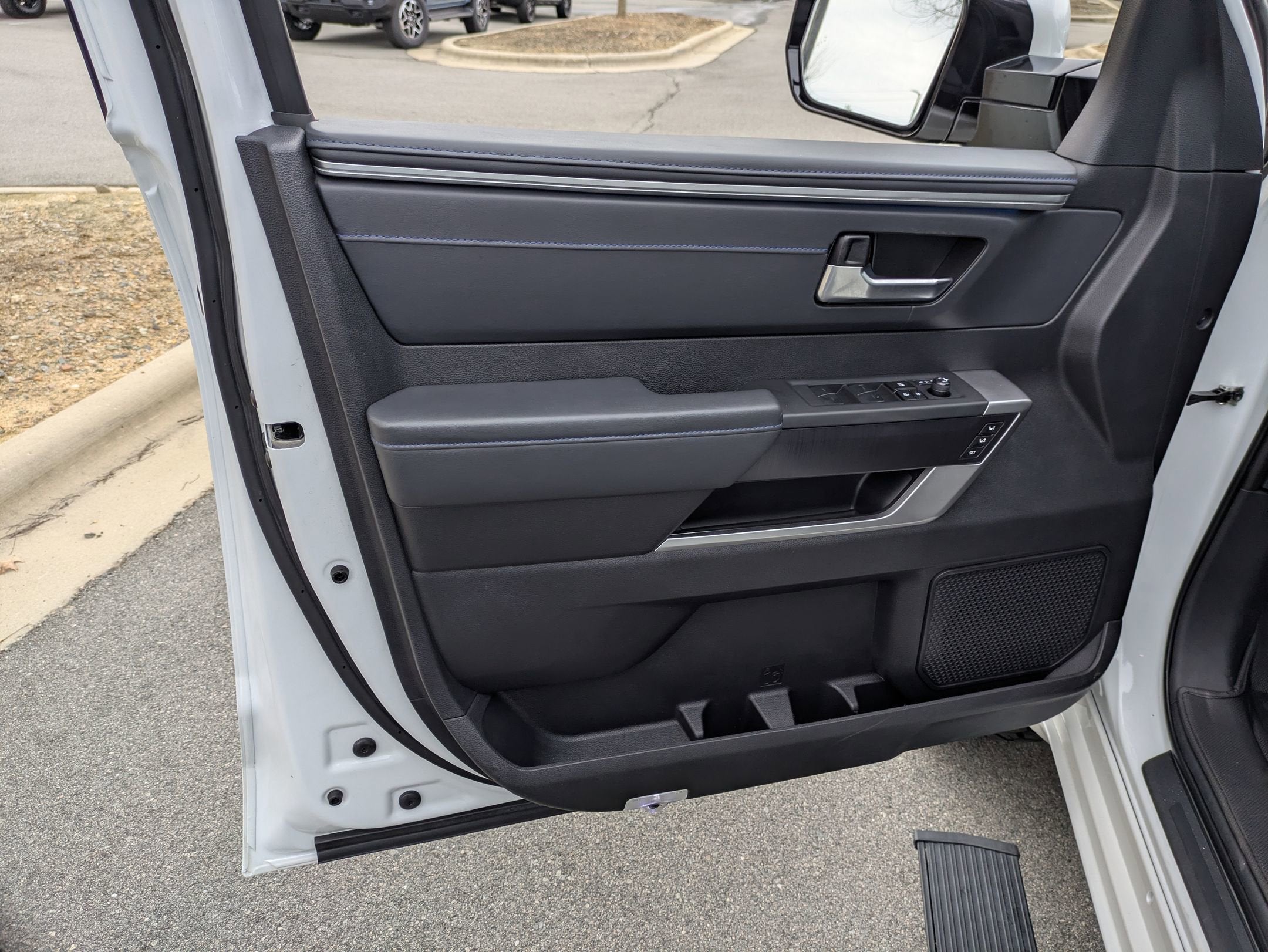 2023 Toyota Sequoia Platinum