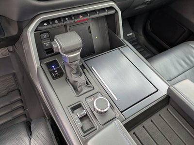 2023 Toyota Sequoia Platinum