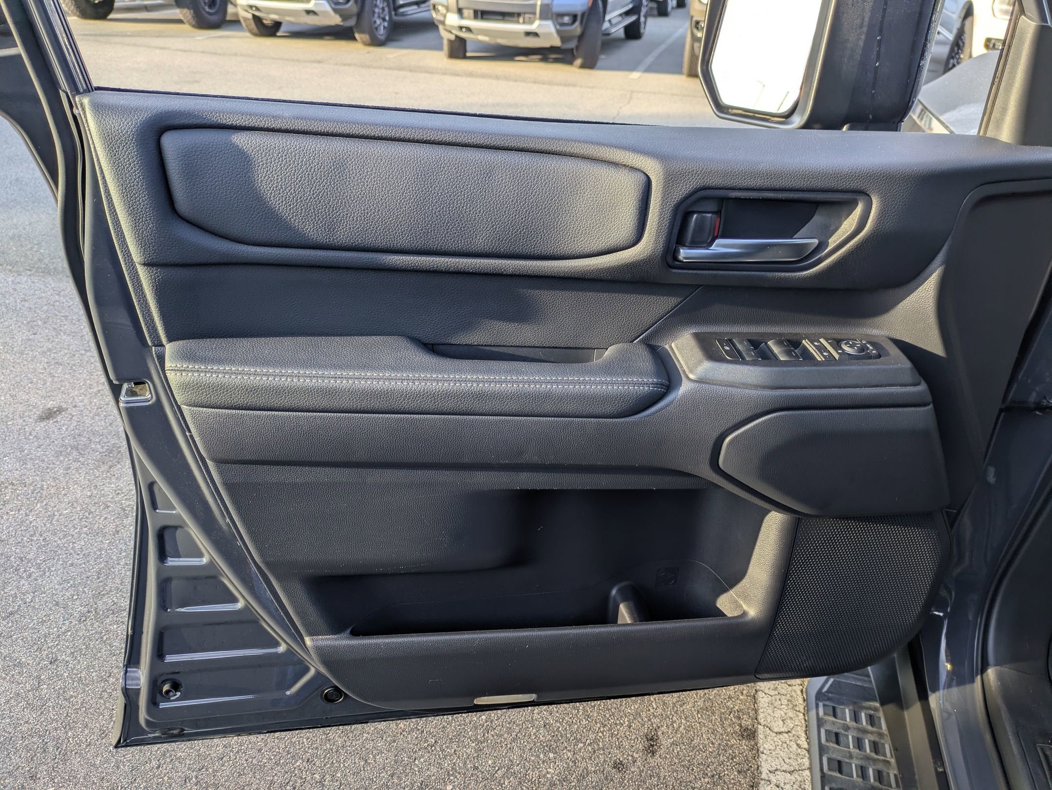 2024 Toyota Land Cruiser 4WD (Natl)