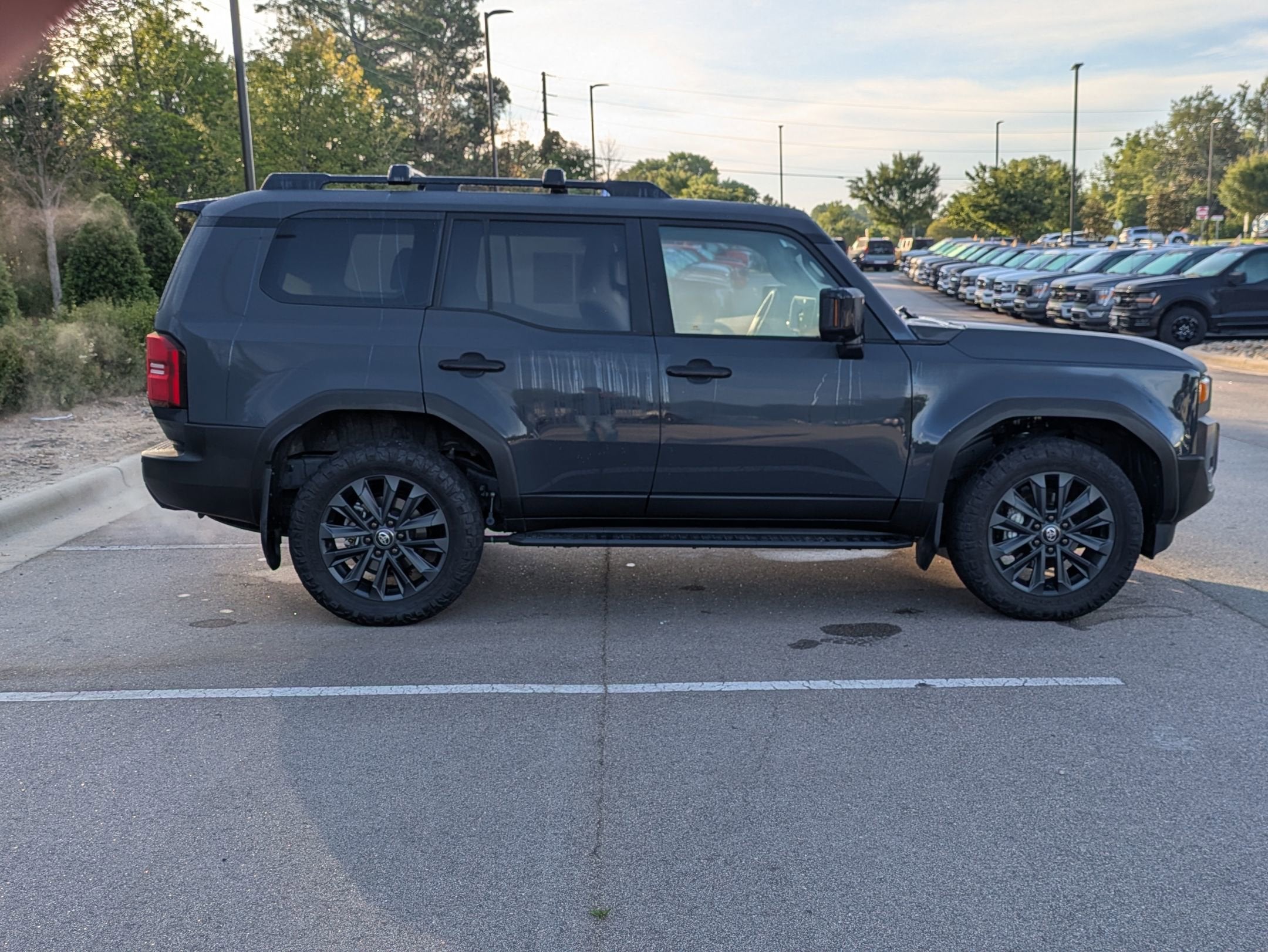 2024 Toyota Land Cruiser 4WD (Natl)